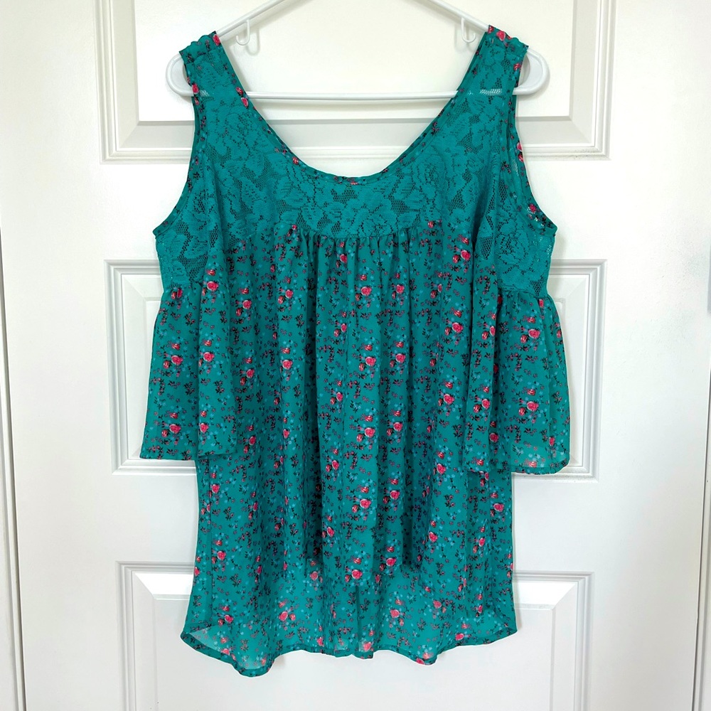 Off the shoulder floral shirt. Size M